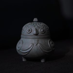 Ge Xiao You Wine Vessel Derived Tea Canister